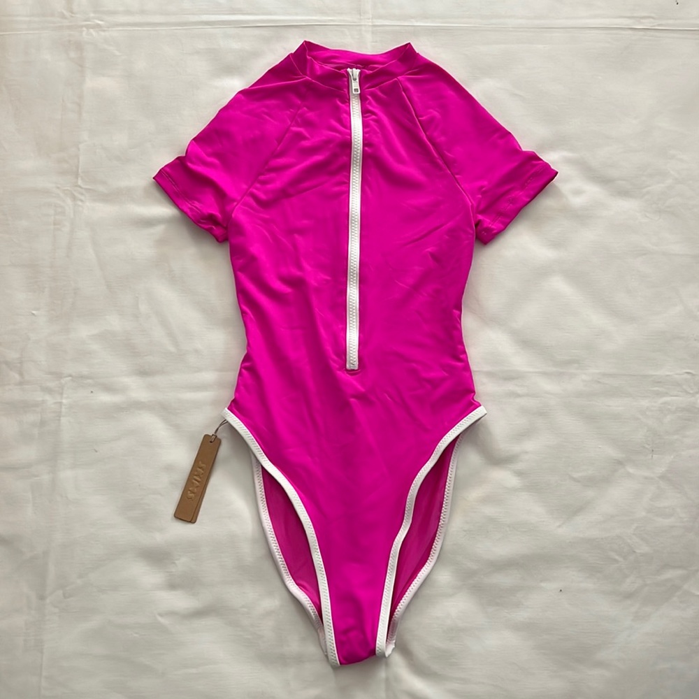 SKIMS ZIP-UP SWIM MOCK NECK ONE PIECE - Reposhing brand new.